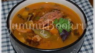 Рассольник из индейки с перловкой