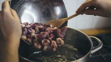 рассольник из куриных потрошков