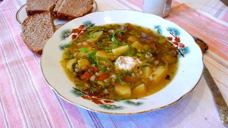 рассольник ленинградский с мясом перловкой и огурцами