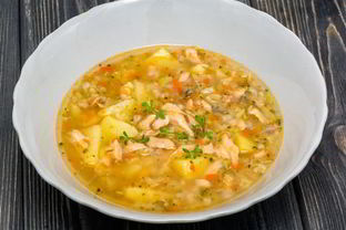 Рассольник с красной рыбой