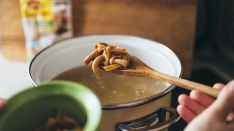 рассольник с маринованными опятами