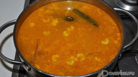 рассольник с тушенкой