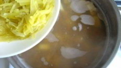 вегетарианский рассольник с перловкой