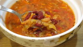 Постные щи с фасолью