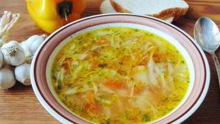 Щи из индейки со свежей капустой