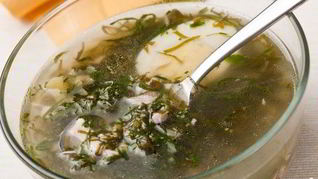 Щи из щавеля в мультиварке