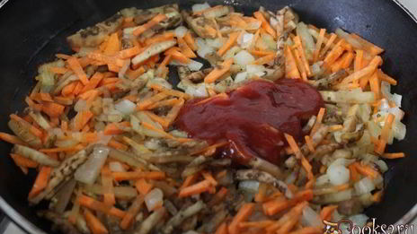 щи из свежей капусты с баклажанами