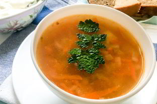 Щи из свежей капусты с индейкой