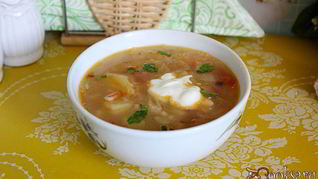 Щи из свежей капусты с перловкой