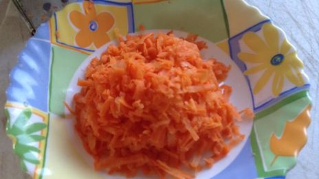 щи зеленые с крапивой на курином бульоне