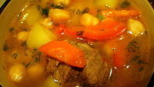 Шурпа с нутом