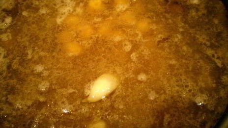 шурпа с нутом