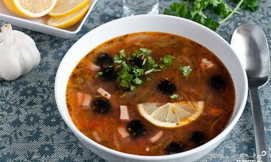 Рецепт солянки мясной классической