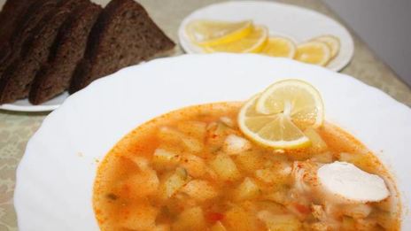 солянка рыбная из судака