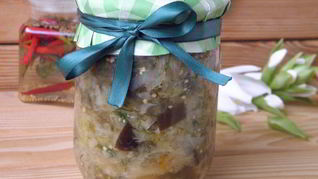 Солянка с баклажанами и капустой на зиму