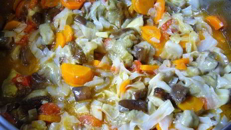 солянка с белыми грибами