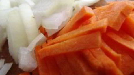 солянка с копченой курицей