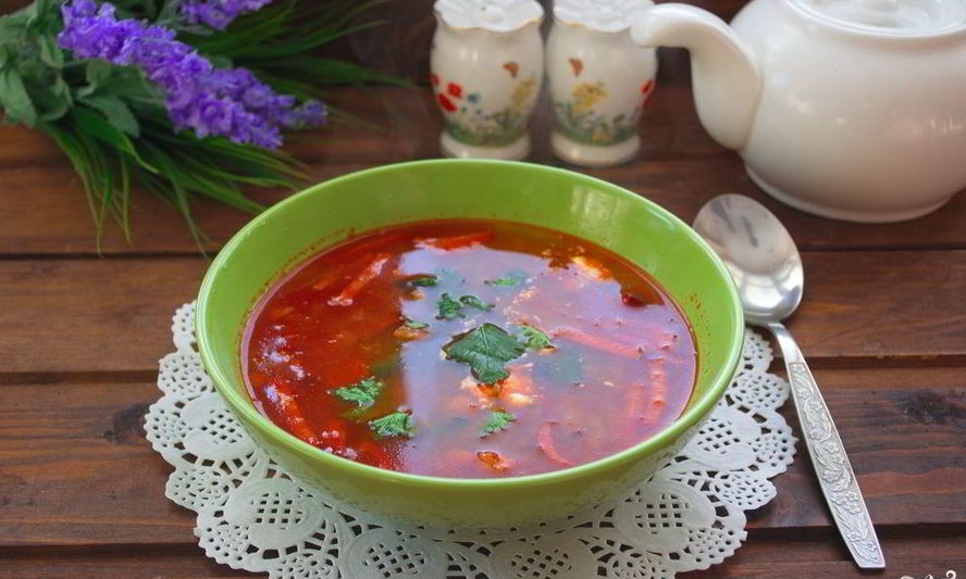 Рецепт солянки с курицей и колбасой