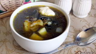 Суп из лесных грибов с гречневыми хлопьями