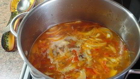 суп из темной фасоли