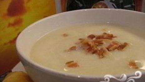 суп из цветной капусты с беконом