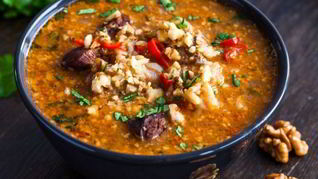 Харчо со свежими сливами