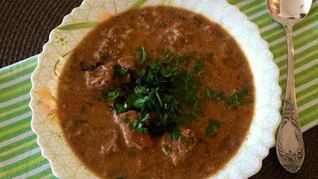 Суп Харчо с орехами