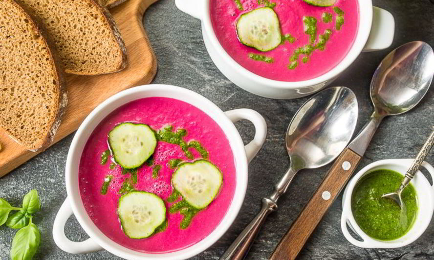 Рецепт холодного супа-пюре из свеклы с песто