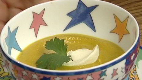 морковный суп-пюре с кориандром