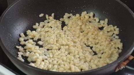 суп-пюре из кабачка и жареной перловки