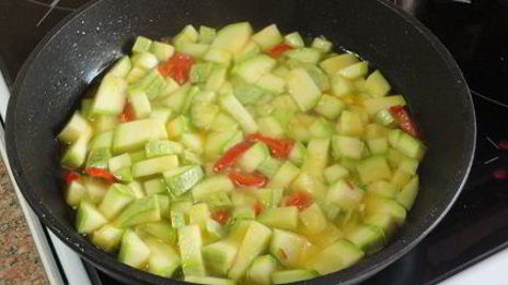 суп-пюре из кабачка и жареной перловки