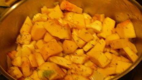 суп-пюре из тыквы и яблока