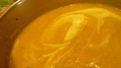 суп-пюре из тыквы и яблока