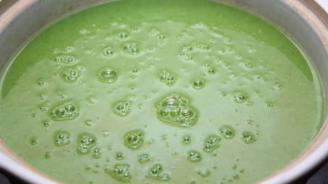 суп-пюре из зеленого горошка