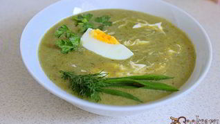 Суп-пюре со щавелем и шпинатом