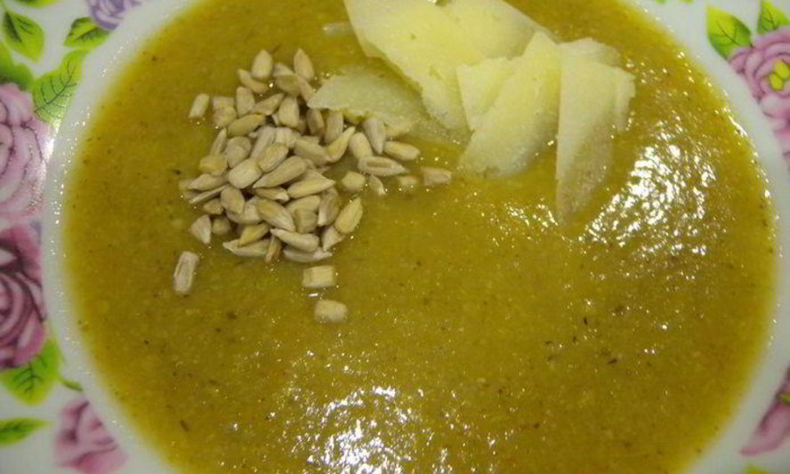 Рецепт супа-пюре со сладким перцем, спаржевой фасолью и грибами