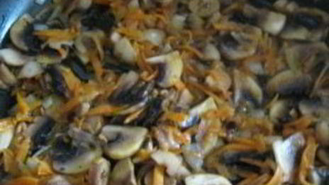 суп с фрикадельками и грибами