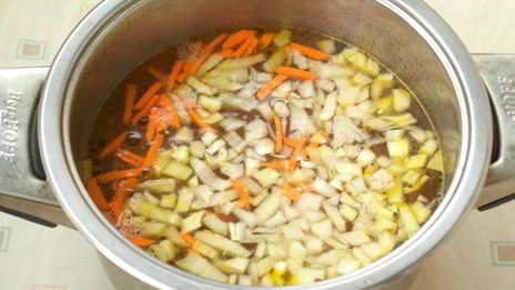 суп с курицей и цветной капустой