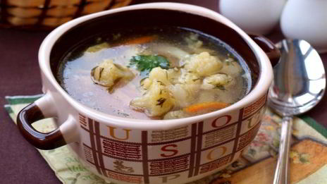 суп с курицей и цветной капустой