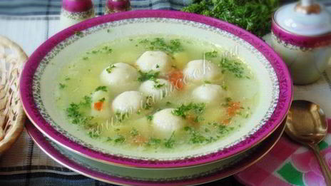 суп с заварными манными кнелями