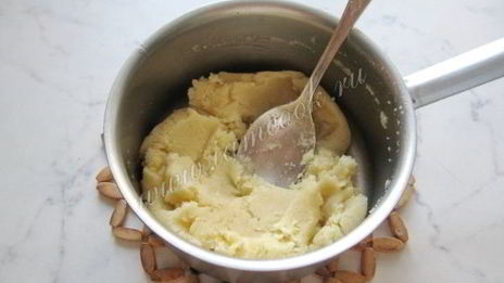 суп с заварными манными кнелями