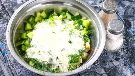 холодный свекольник с колбасой