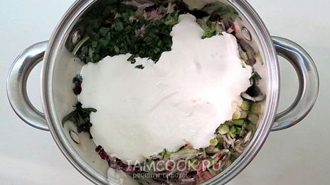 холодный свекольник с редисом