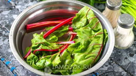 свекольник с ботвой