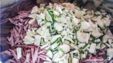 свекольник с мясом