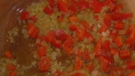 свекольный суп с фрикадельками