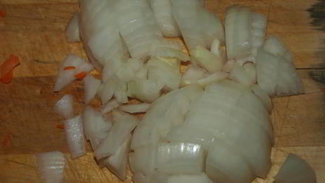 острый сырный суп с йогуртом