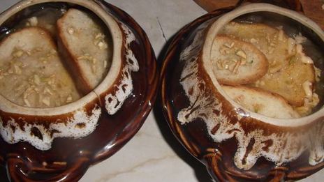 сырно-луковый суп с чесночными гренками