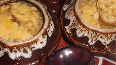 сырно-луковый суп с чесночными гренками