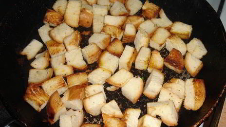 сырный суп по-французски с крутонами